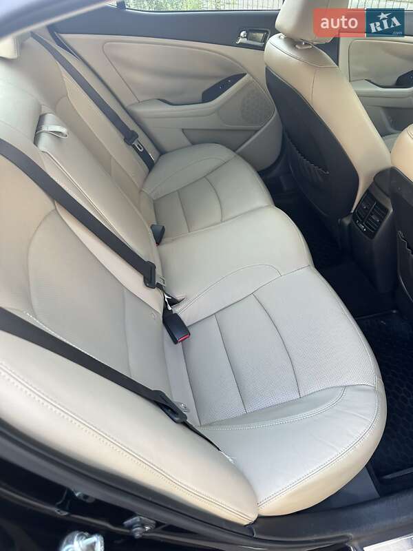 Седан Kia Optima 2013 в Одесі