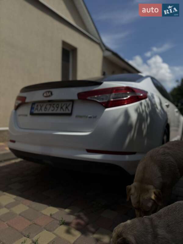 Седан Kia Optima 2013 в Харькове