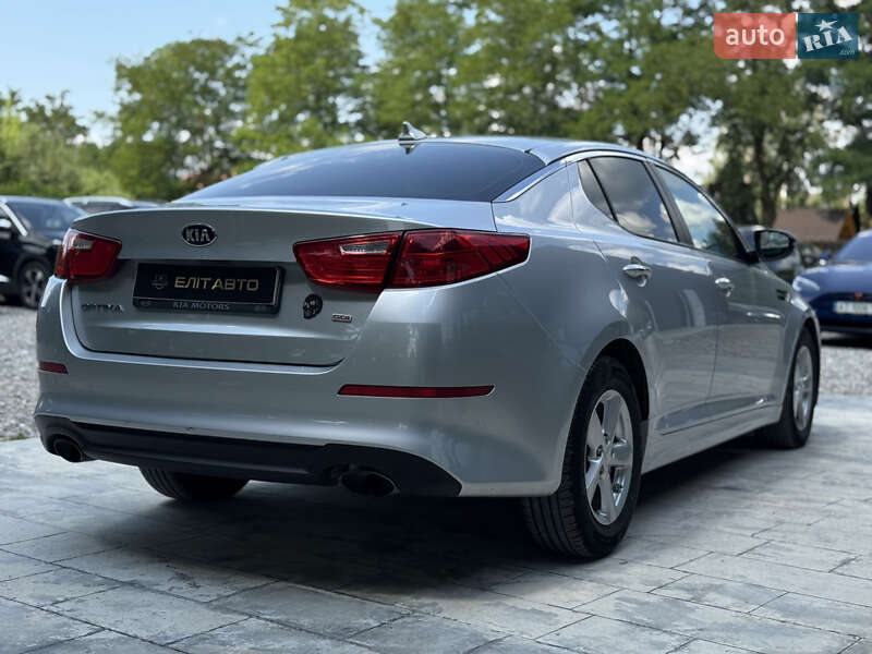 Седан Kia Optima 2015 в Ивано-Франковске