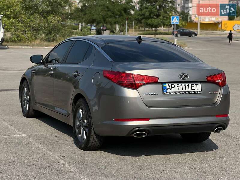 Седан Kia Optima 2012 в Запорожье