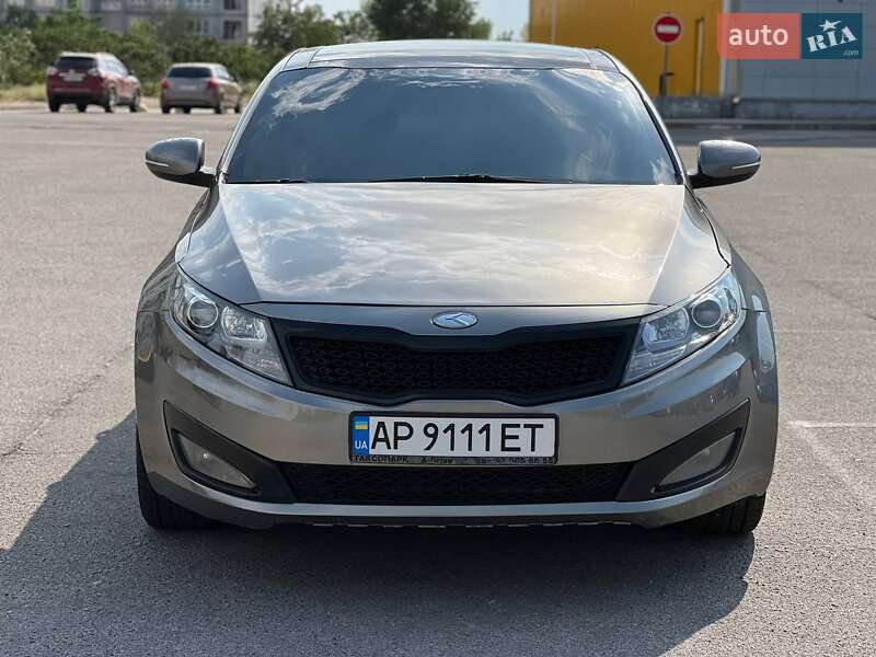 Седан Kia Optima 2012 в Запорожье