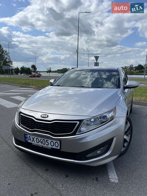 Седан Kia Optima 2011 в Харькове
