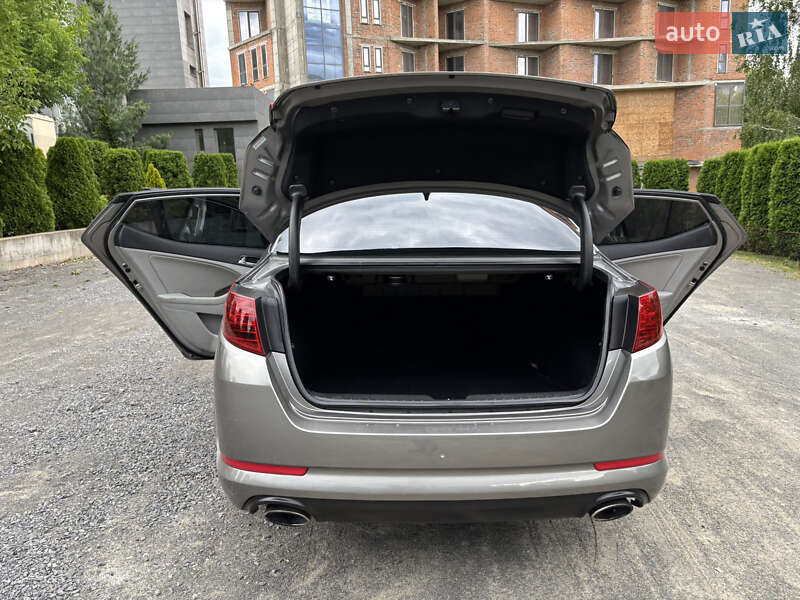 Седан Kia Optima 2012 в Хмельницком