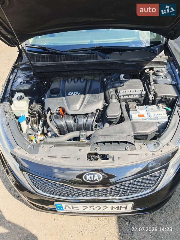Седан Kia Optima 2014 в Днепре