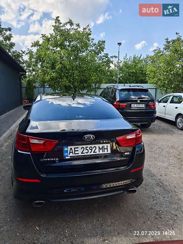 Седан Kia Optima 2014 в Днепре