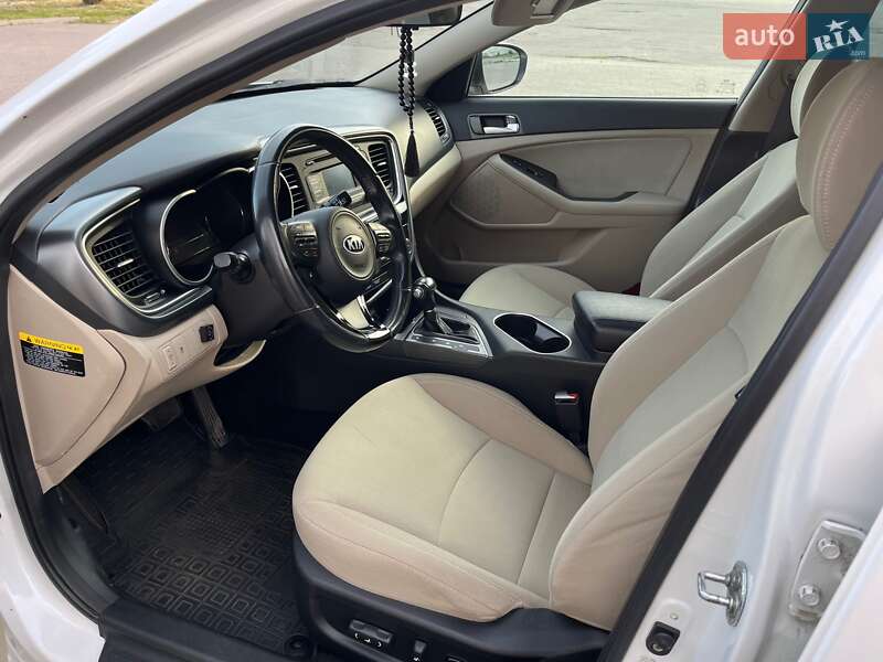 Седан Kia Optima 2014 в Полтаве
