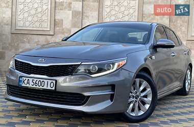 Седан Kia Optima 2017 в 