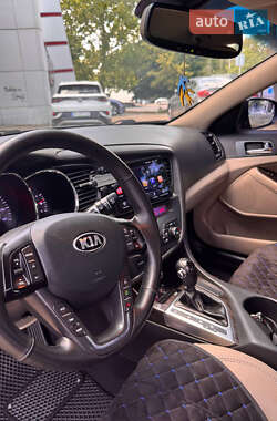 Седан Kia Optima 2012 в Одесі