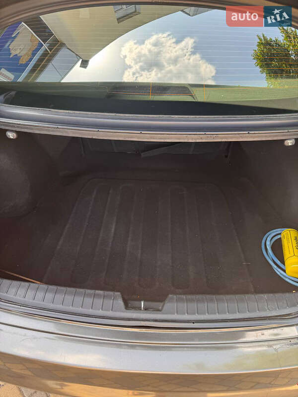 Седан Kia Optima 2012 в Одессе