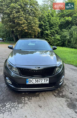 Седан Kia Optima 2014 в Львові