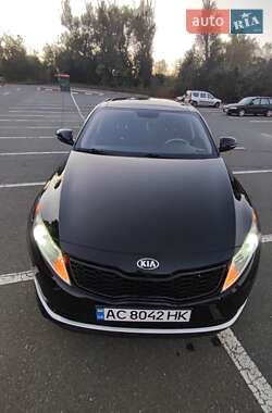 Седан Kia Optima 2013 в 