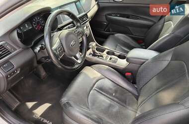 Седан Kia Optima 2017 в 