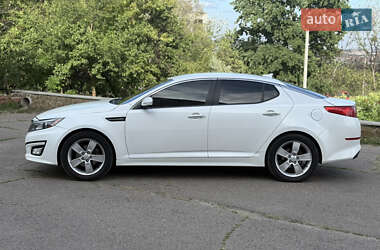 Седан Kia Optima 2015 в Червоному Донце