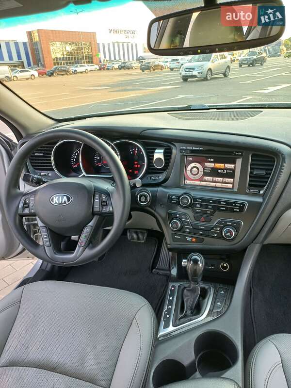 Седан Kia Optima 2012 в Одессе
