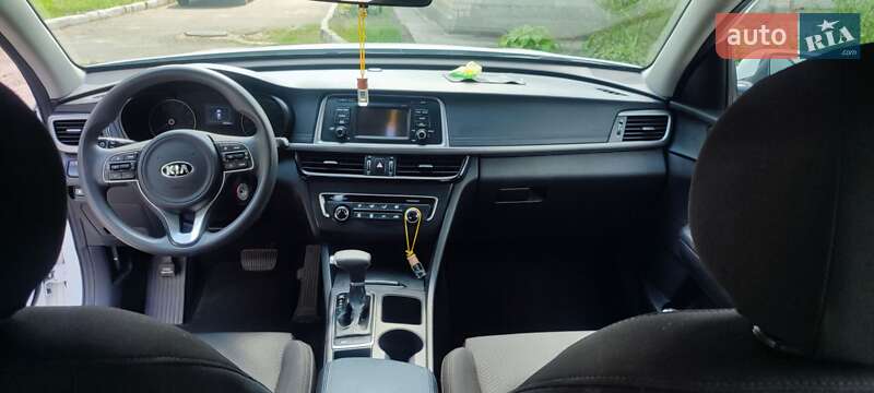 Седан Kia Optima 2016 в Кам'янці