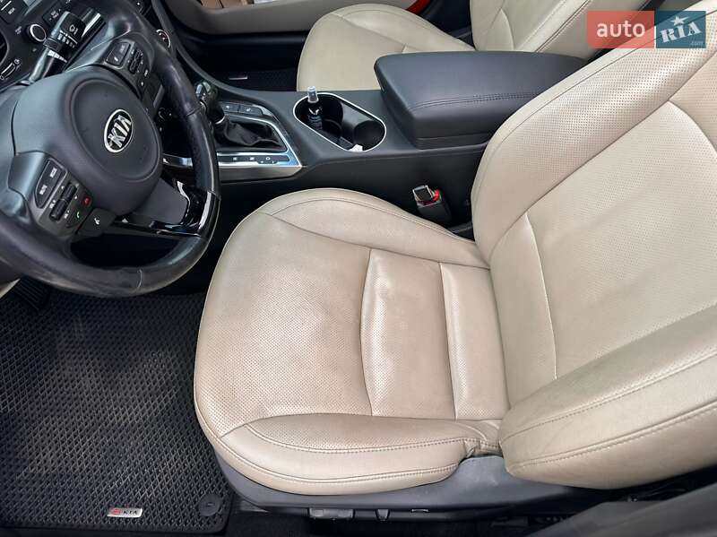 Седан Kia Optima 2015 в Києві фото 8 Седан Kia Optima 2015 в Києві