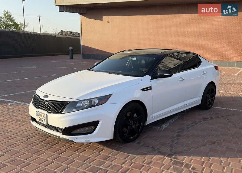 Седан Kia Optima 2011 в Одессе