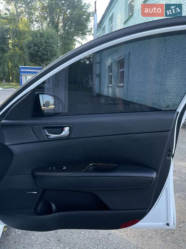 Седан Kia Optima 2016 в Виннице