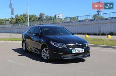 Седан Kia Optima 2016 в Киеве