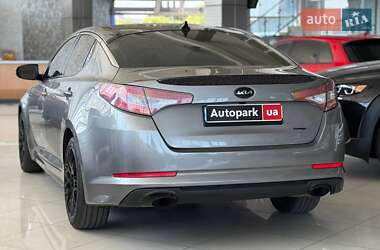 Седан Kia Optima 2011 в 