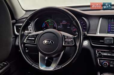 Седан Kia Optima 2019 в 