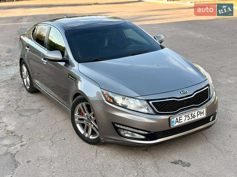 Седан Kia Optima 2012 в Кривом Роге