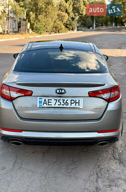 Седан Kia Optima 2012 в Кривом Роге