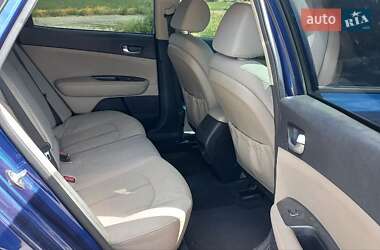 Седан Kia Optima 2016 в Жашківу