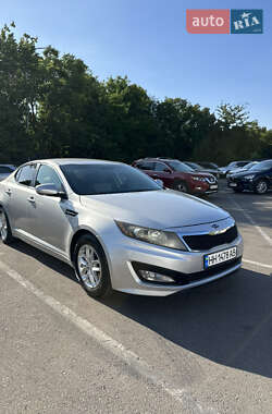 Седан Kia Optima 2011 в Одессе