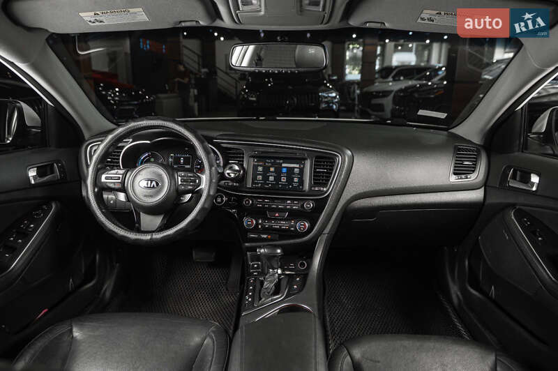 Седан Kia Optima 2015 в Одессе