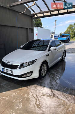 Седан Kia Optima 2012 в Тернополе