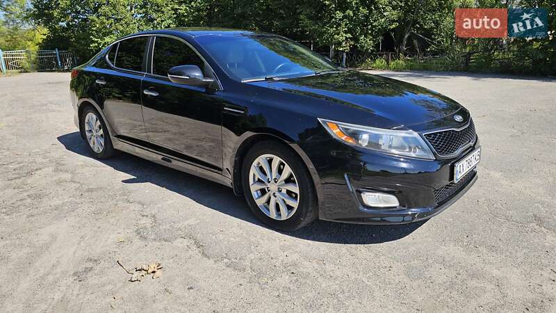 Седан Kia Optima 2015 в Богодухове