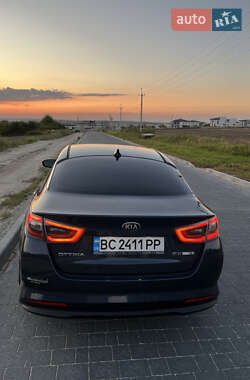 Седан Kia Optima 2014 в Львове