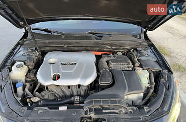 Седан Kia Optima 2014 в Львове