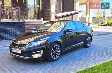 Седан Kia Optima 2012 в Киеве