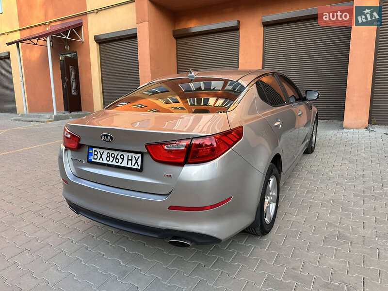Седан Kia Optima 2014 в Хмельницком