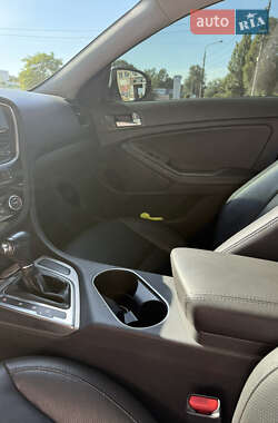 Седан Kia Optima 2014 в Запорожье