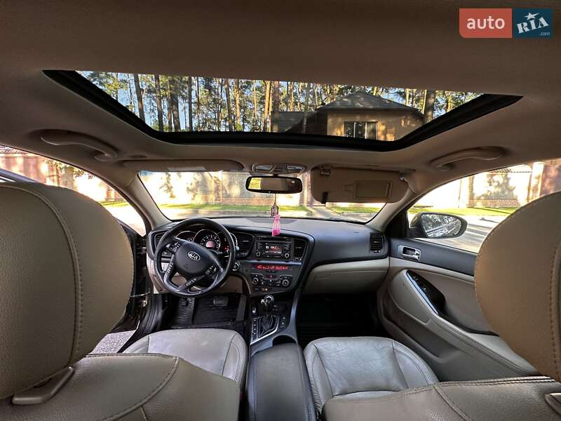 Седан Kia Optima 2012 в Чернігові