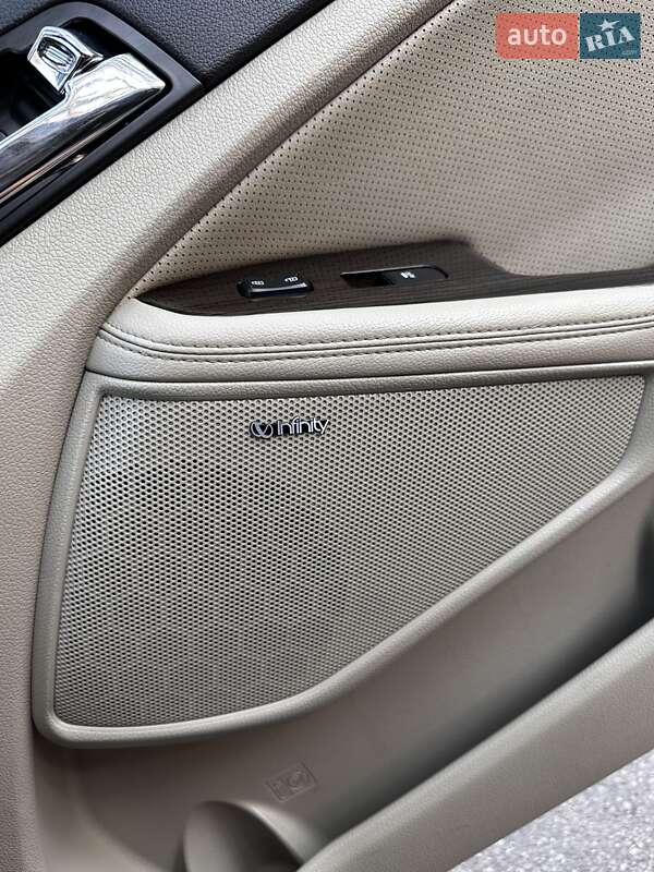 Седан Kia Optima 2012 в Чернігові