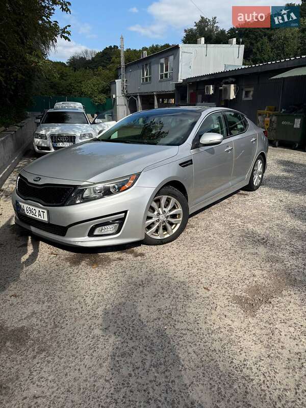 Седан Kia Optima 2014 в 