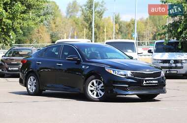 Седан Kia Optima 2016 в Києві