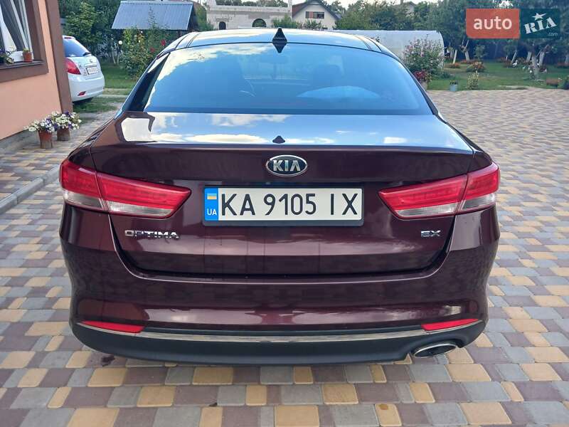 Седан Kia Optima 2016 в Броварах