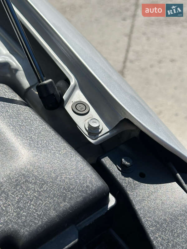 Седан Kia Optima 2016 в Києві