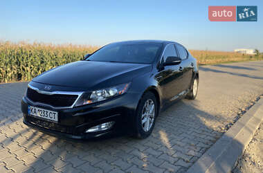 Седан Kia Optima 2012 в Киеве
