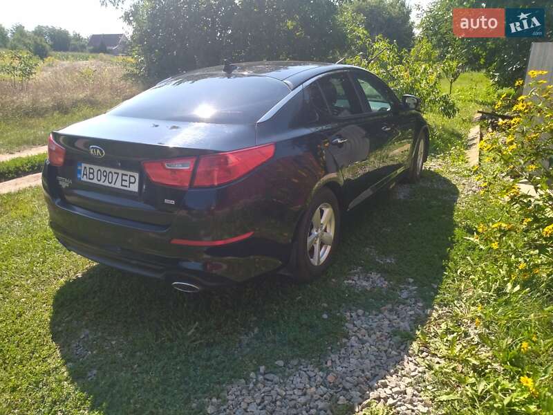 Седан Kia Optima 2013 в Липовце