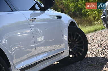 Седан Kia Optima 2012 в 