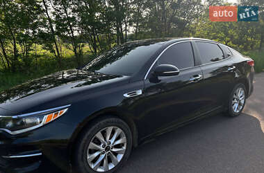 Седан Kia Optima 2017 в Козельце
