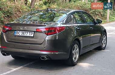 Седан Kia Optima 2014 в 
