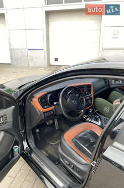 Седан Kia Optima 2012 в Житомире