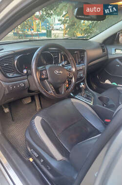 Седан Kia Optima 2013 в 